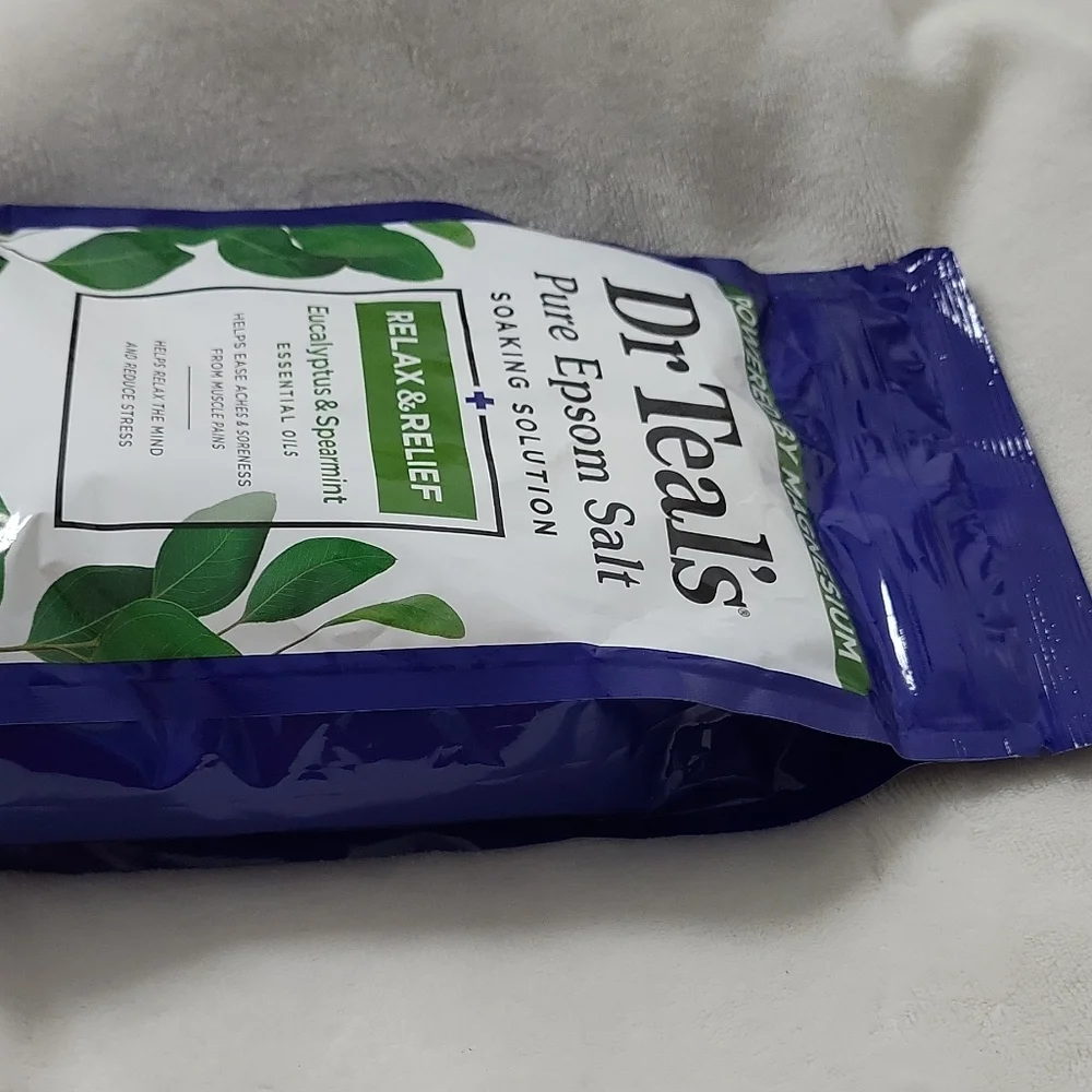 Eucalyptus Spearmint Epsom Salt Soak - Picture 5 of 10